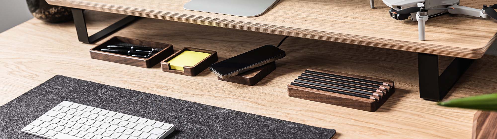 Quadratischer Organizer - Stiftehalter