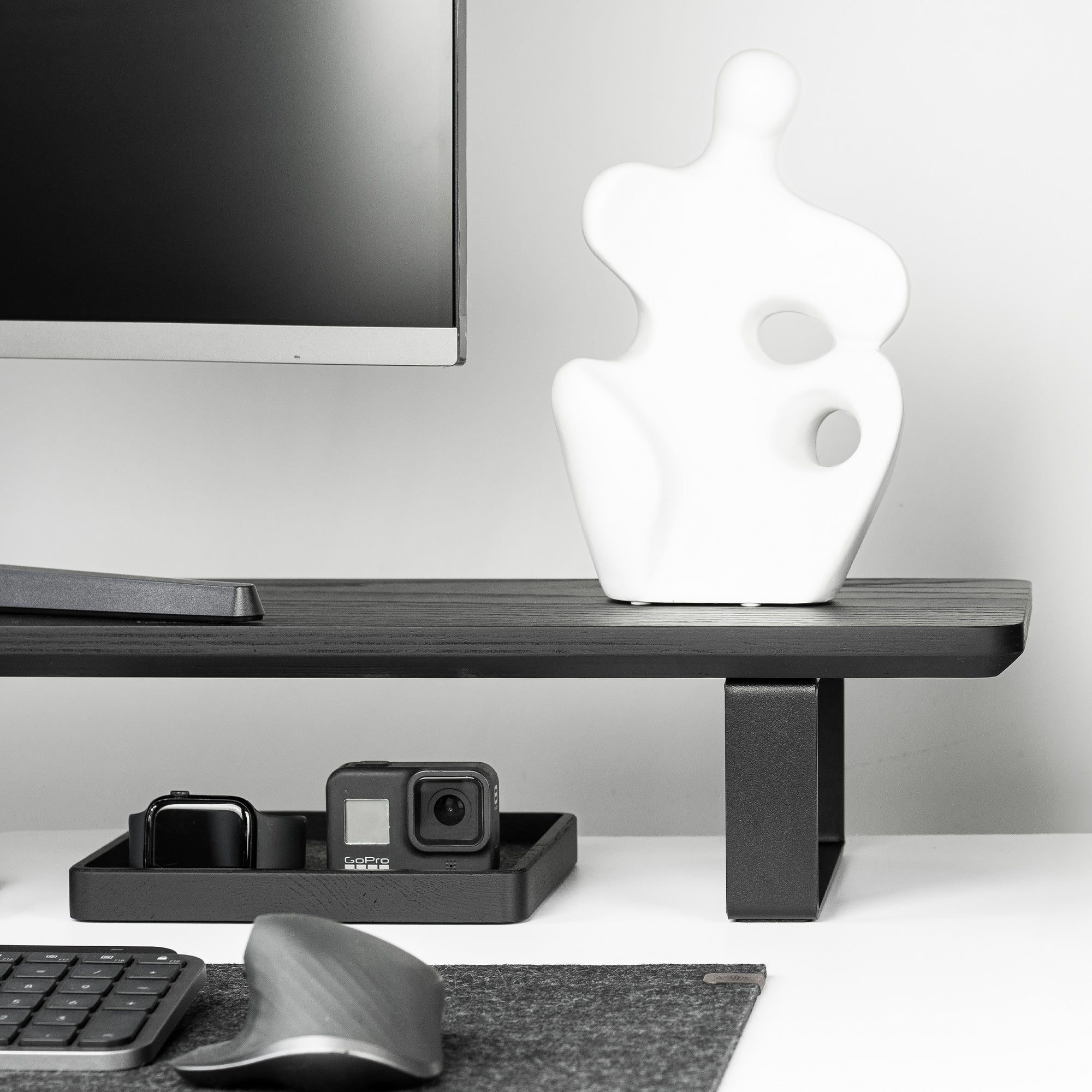 Doppelmonitorständer – Lang, Schwarz, weiße Beine