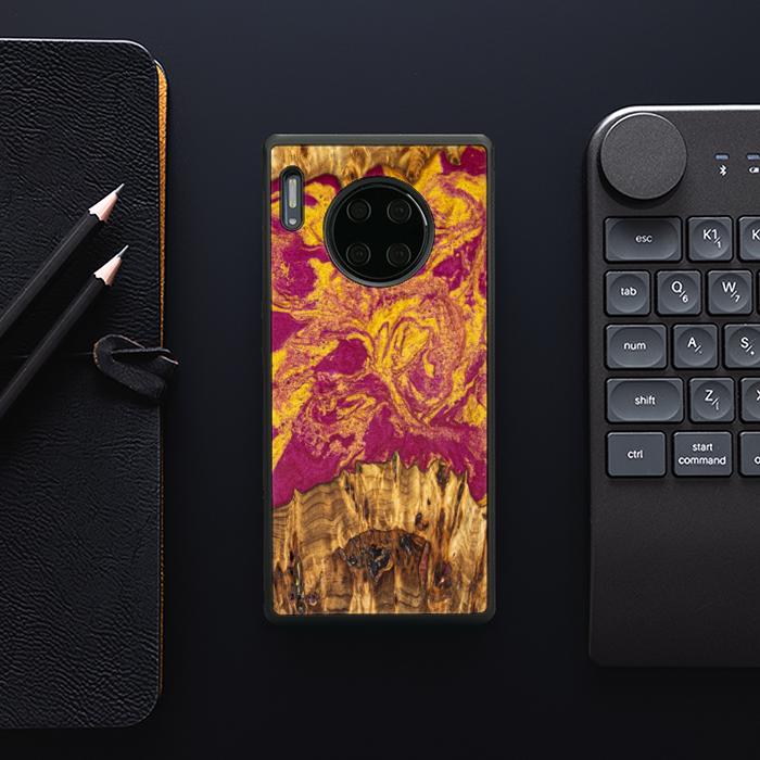 Huawei Mate 30 Pro Handyhülle aus Harz und Holz - Synergy#E11