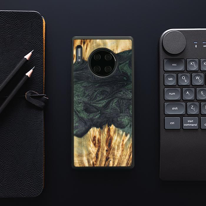 Huawei Mate 30 Pro Handyhülle aus Harz und Holz - Synergy#E25