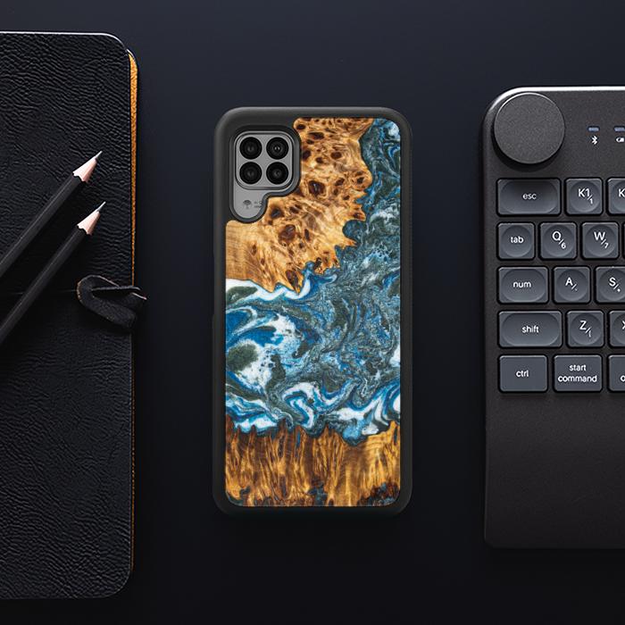 Huawei P40 lite Handyhülle aus Harz und Holz - Synergy#E17