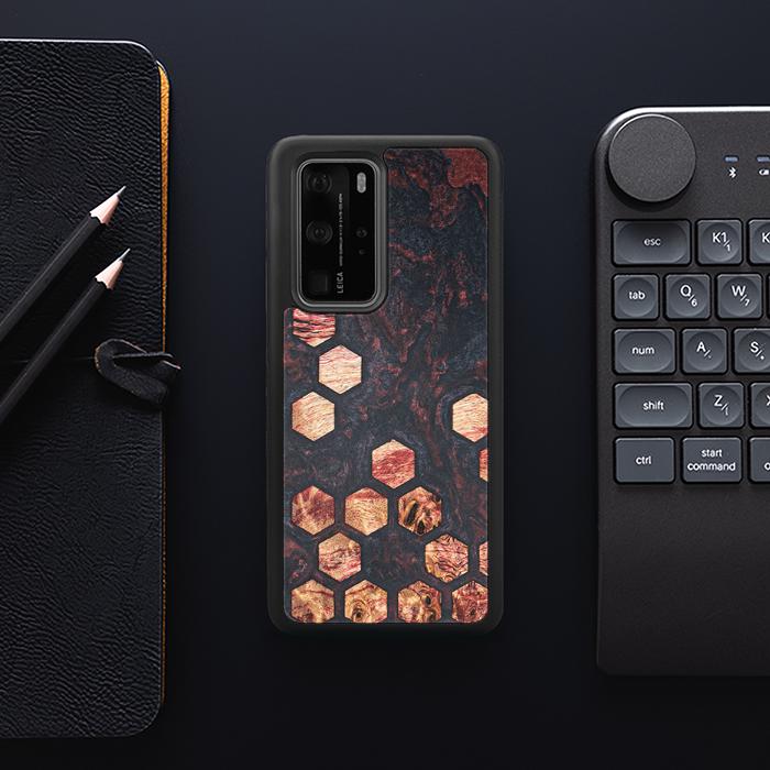 Huawei P40 Pro Handyhülle aus Harz und Holz - Synergy#F27