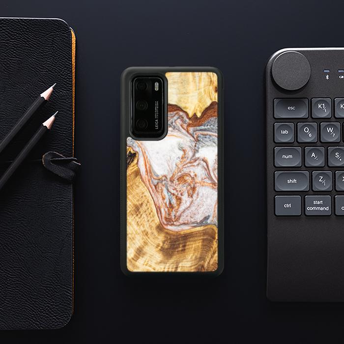 Huawei P40 Handyhülle aus Harz und Holz - Synergy#E5