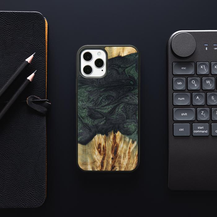 iPhone 12 Pro Handyhülle aus Harz und Holz - Synergy#E25