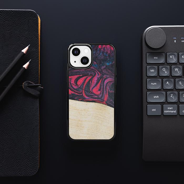 iPhone 13 Mini Handyhülle aus Harz und Holz - Synergy#F5