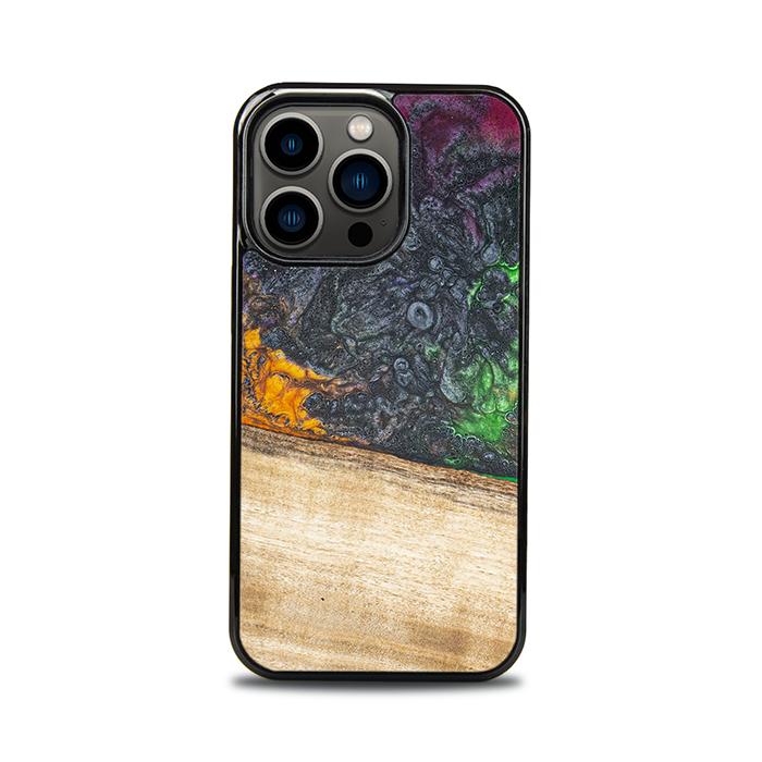 iPhone 13 Pro Handyhülle aus Harz und Holz - Synergy#F8