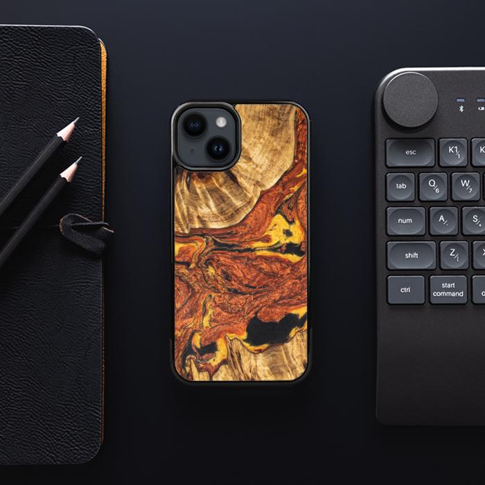 iPhone 15 Handyhülle aus Harz und Holz - Synergy#E6