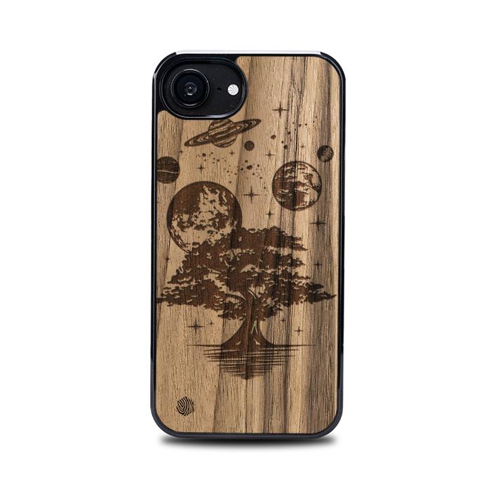 iPhone 16e Handyhülle aus Holz - Galactic Garden