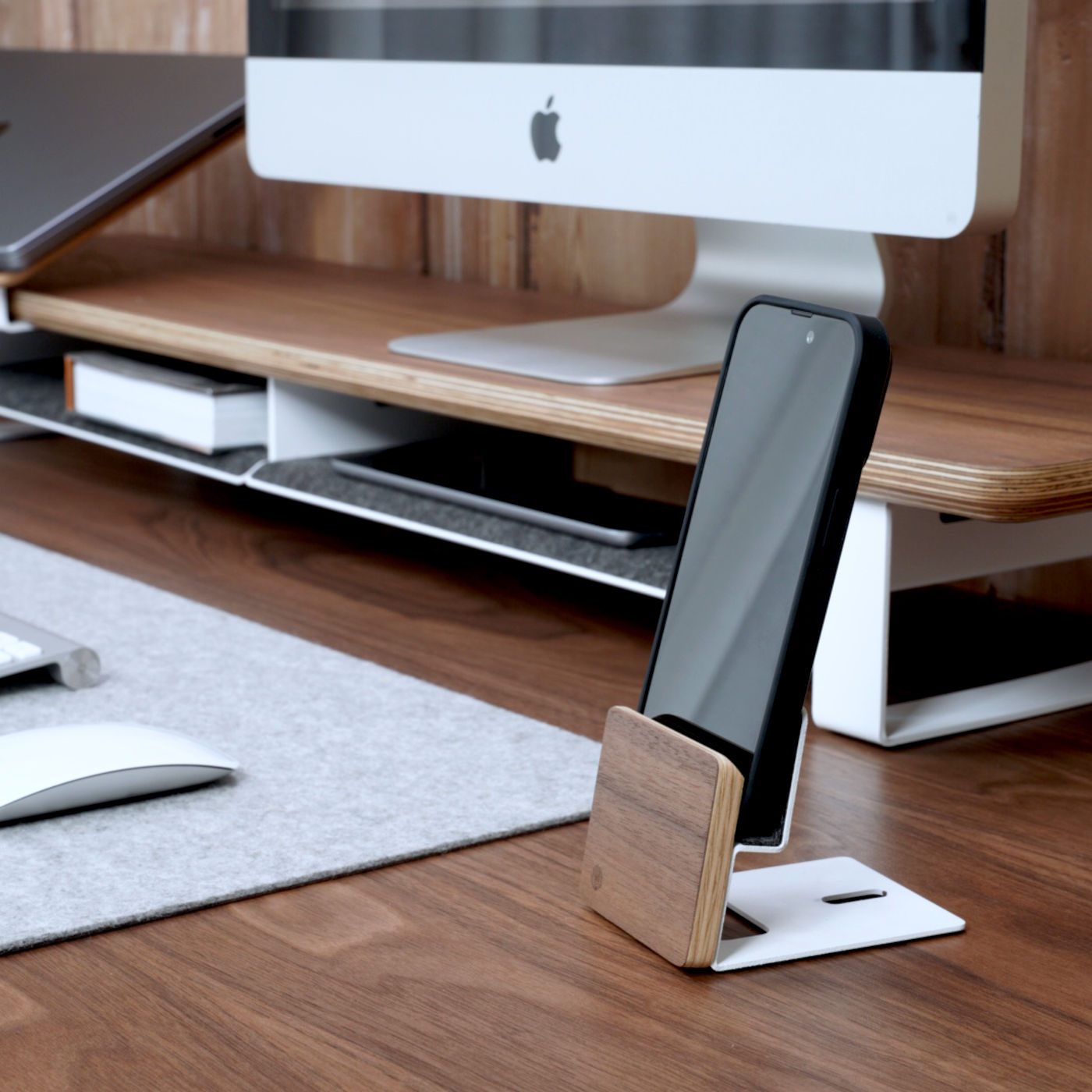 Handyhalter All-in-One-Schreibtisch-Setup