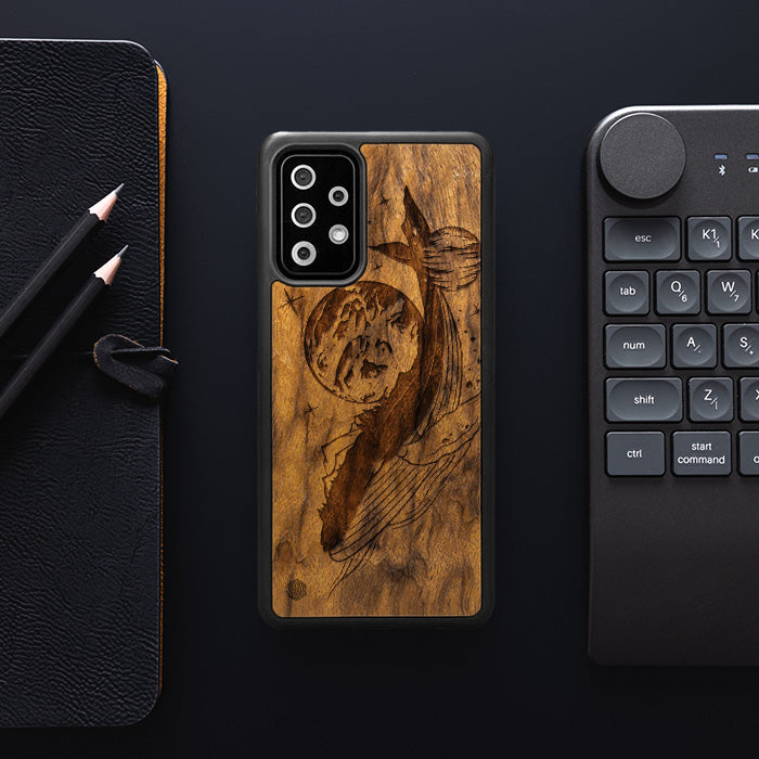 Samsung Galaxy A52 5G Handyhülle aus Holz - Cosmic Whale