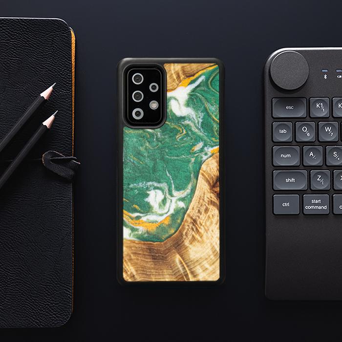 Samsung Galaxy A73 5G Handyhülle aus Harz und Holz - Synergy#E20