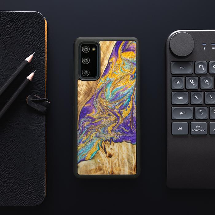 Samsung Galaxy S20 FE Handyhülle aus Harz und Holz - SYNERGY#E2