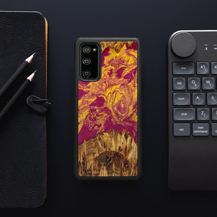 Samsung Galaxy S20 FE Handyhülle aus Harz und Holz - Synergy#E11