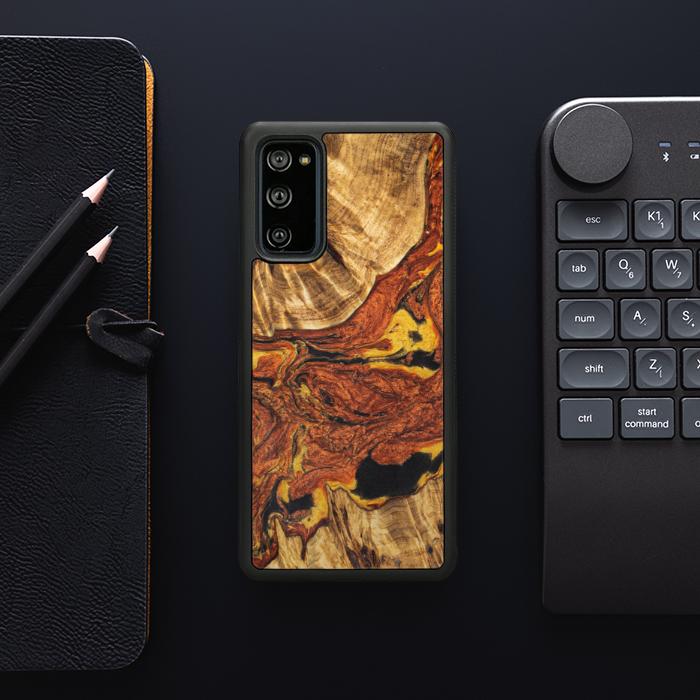 Samsung Galaxy S20 FE Handyhülle aus Harz und Holz - Synergy#E6