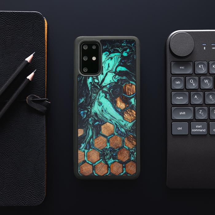 Samsung Galaxy S20 Plus Handyhülle aus Harz und Holz - Synergy#F23