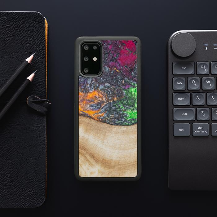 Samsung Galaxy S20 Plus Handyhülle aus Harz und Holz - Synergy#F6