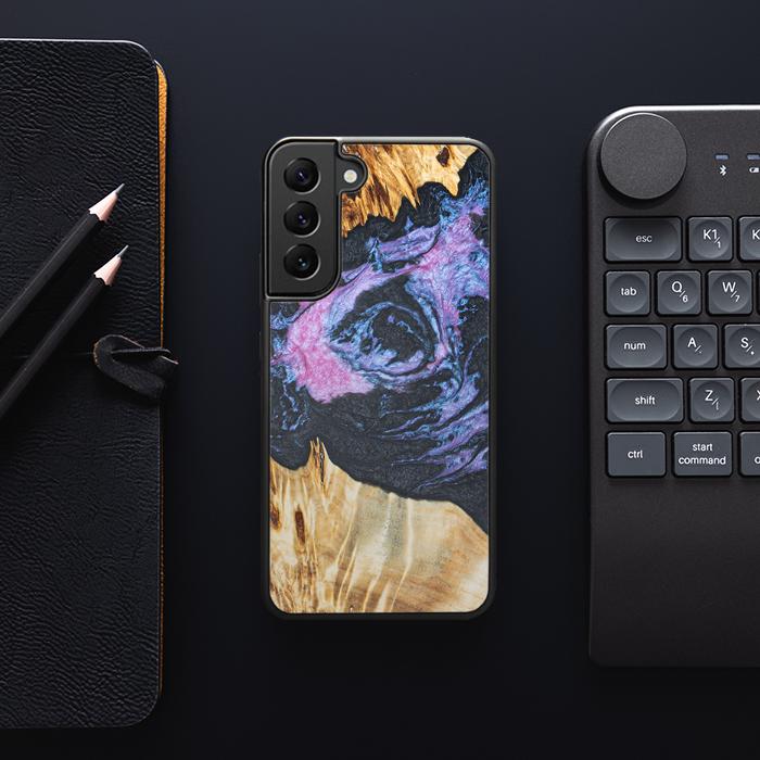 Samsung Galaxy S23 Plus Handyhülle aus Harz und Holz - Synergy#F25