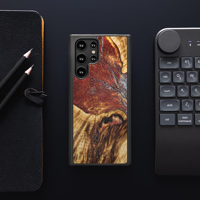 Samsung Galaxy S23 Ultra Handyhülle aus Harz und Holz - Synergy#E9