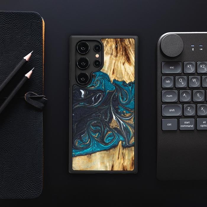 Samsung Galaxy S24 Ultra Handyhülle aus Harz und Holz - SYNERGY#E1