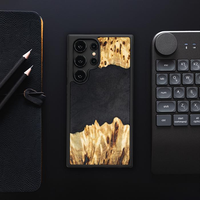 Samsung Galaxy S24 Ultra Handyhülle aus Harz und Holz - Synergy#E19