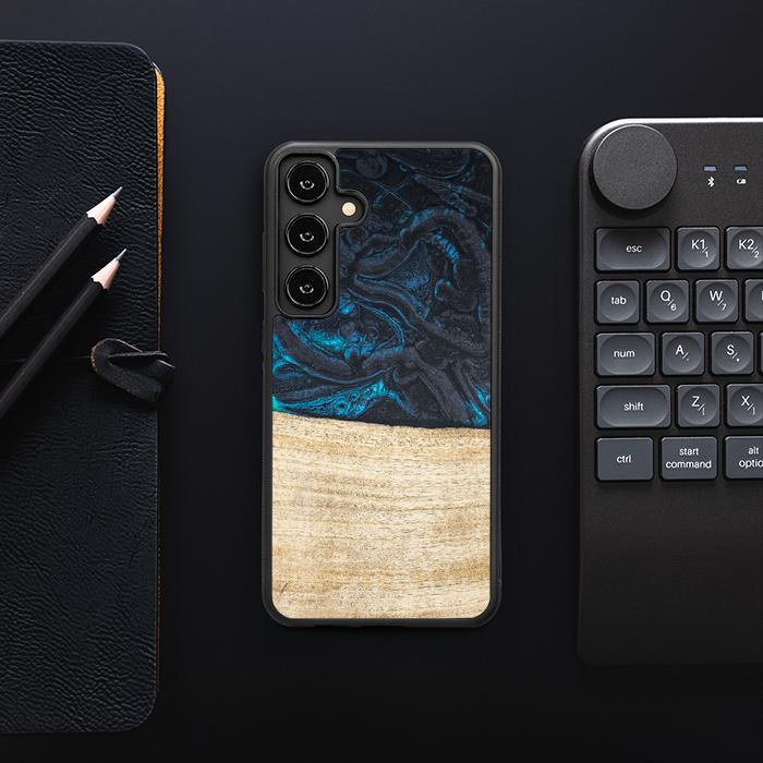 Samsung Galaxy S25 Plus Handyhülle aus Harz und Holz - Synergy#F13