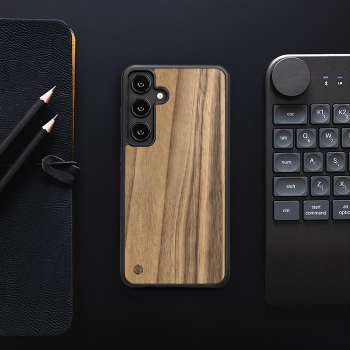 Samsung Galaxy S25 Plus Handyhülle aus Holz - Nussbaum