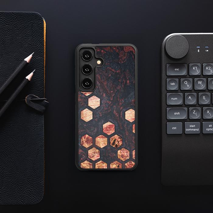 Samsung Galaxy S25 Handyhülle aus Harz und Holz - Synergy#F27