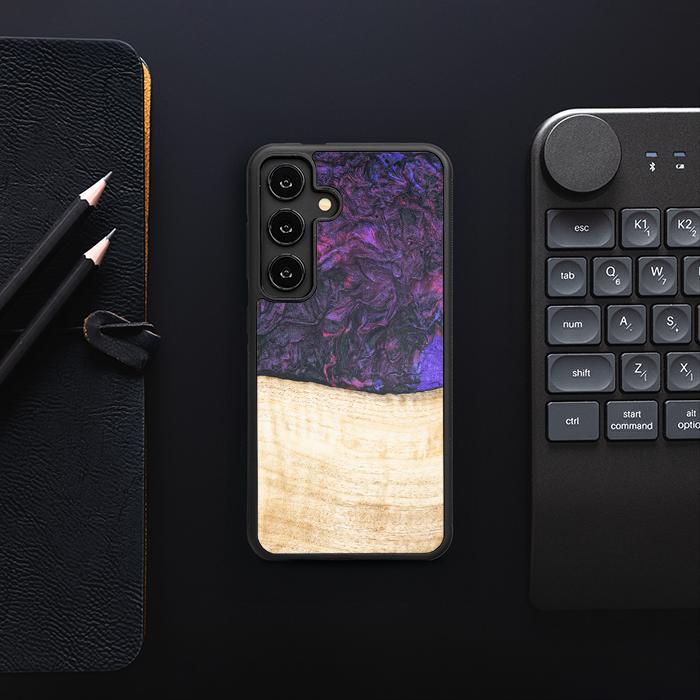 Samsung Galaxy S25 Handyhülle aus Harz und Holz - Synergy#F4
