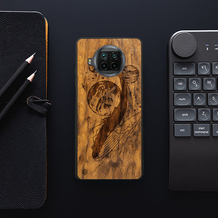 Xiaomi Mi 10T lite Handyhülle aus Holz - Cosmic Whale