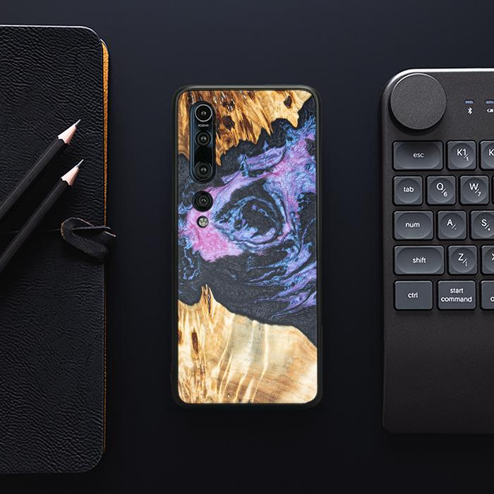 Xiaomi Mi 10 Pro Handyhülle aus Harz und Holz - Synergy#F25