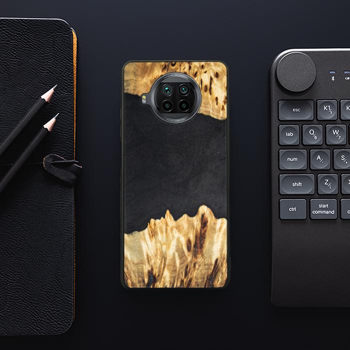 Xiaomi Mi 10T lite Handyhülle aus Harz und Holz - Synergy#E19