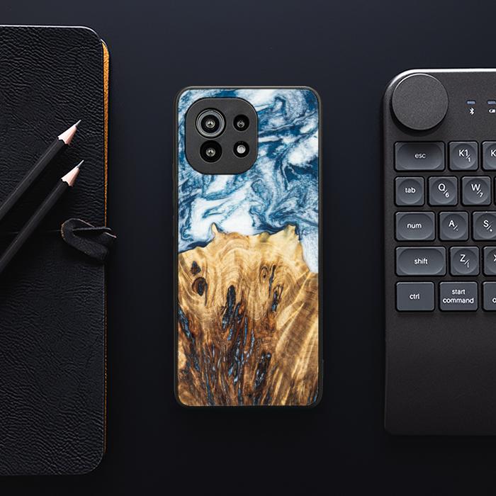 Xiaomi Mi 11 Handyhülle aus Harz und Holz - Synergy#E23