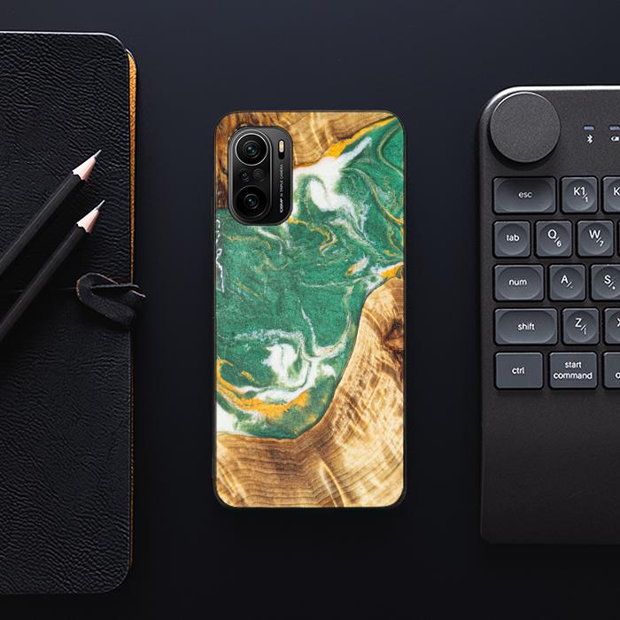 Xiaomi Mi 11i Handyhülle aus Harz und Holz - Synergy#E20
