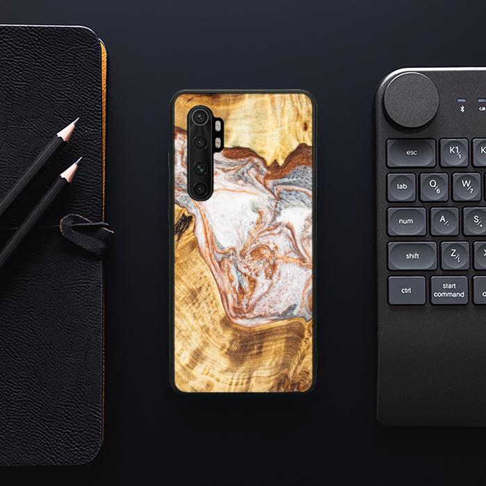 Xiaomi Mi NOTE 10 lite Handyhülle aus Harz und Holz - Synergy#E5
