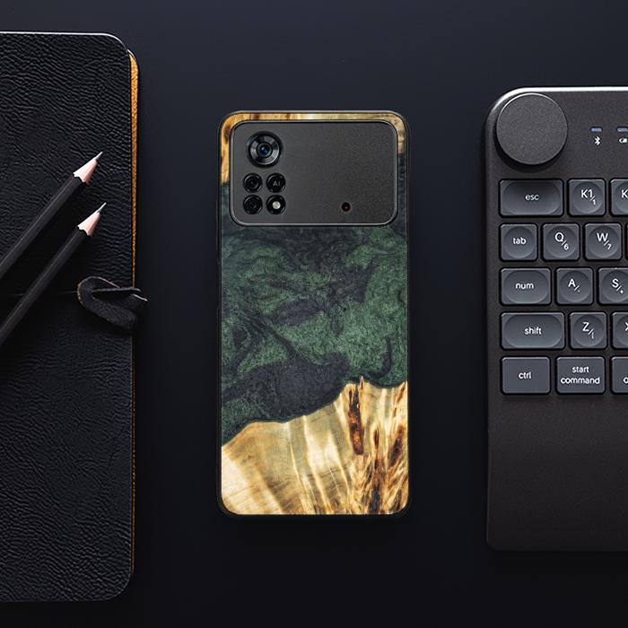 Xiaomi POCO X4 Pro 5G Handyhülle aus Harz und Holz - Synergy#E14