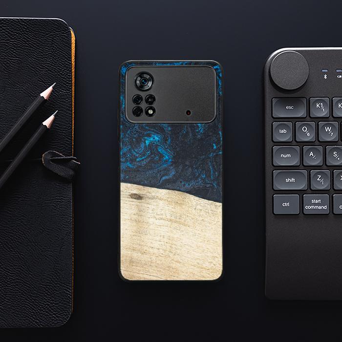 Xiaomi POCO X4 Pro 5G Handyhülle aus Harz und Holz - Synergy#F17