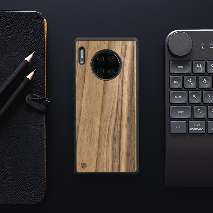 Huawei Mate 30 Pro Handyhülle aus Holz - Nussbaum