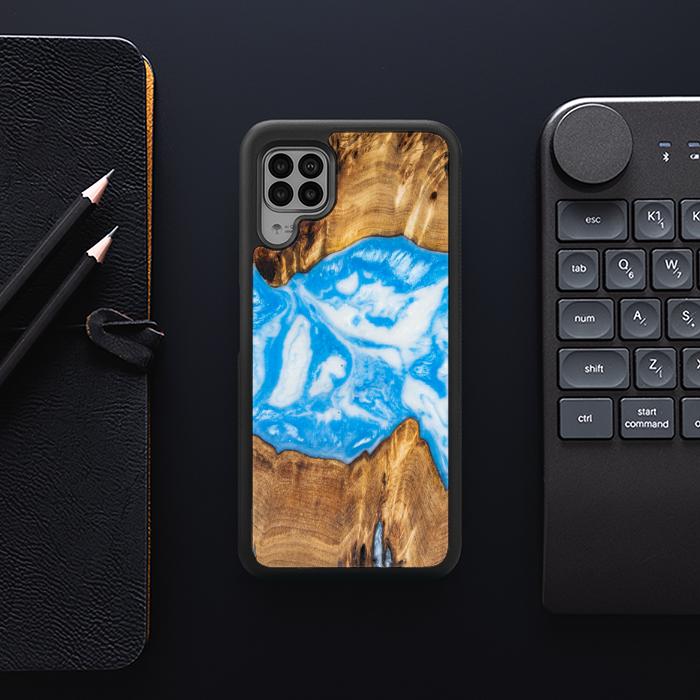 Huawei P40 lite Handyhülle aus Harz und Holz - SYNERGY#A29