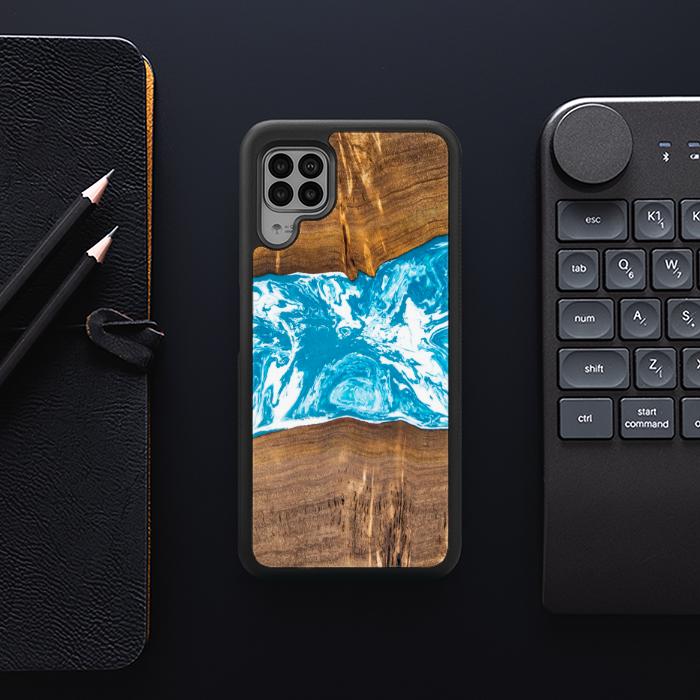 Huawei P40 lite Handyhülle aus Harz und Holz - SYNERGY#A7