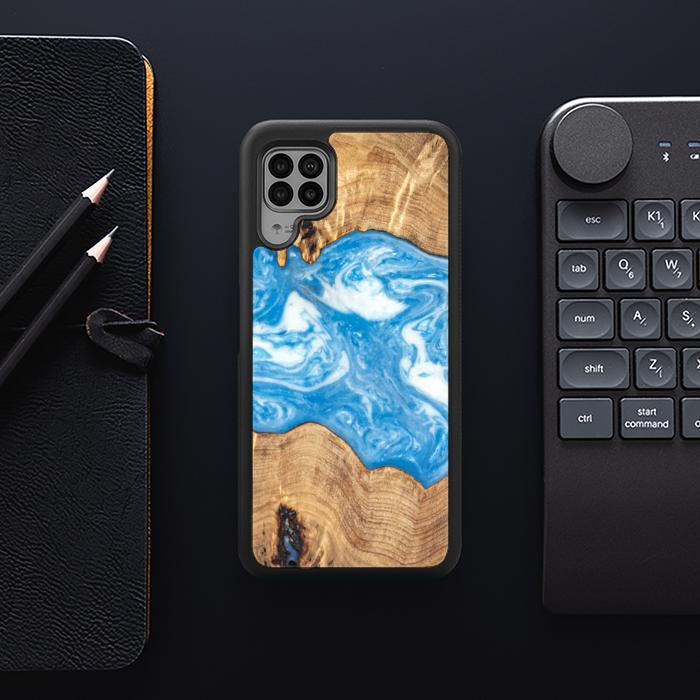 Huawei P40 lite Handyhülle aus Harz und Holz - SYNERGY#B03