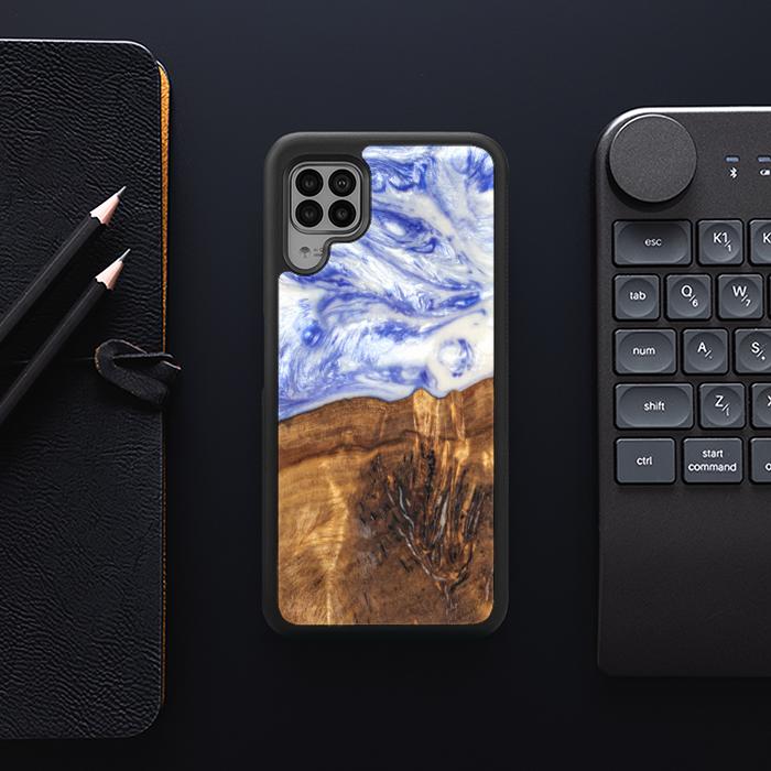 Huawei P40 lite Handyhülle aus Harz und Holz - SYNERGY#B04