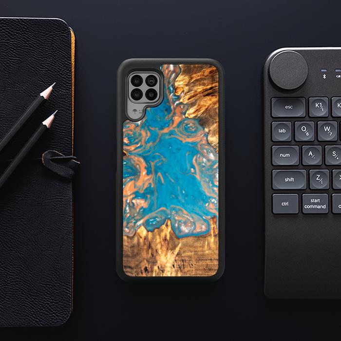 Huawei P40 lite Handyhülle aus Harz und Holz - SYNERGY#B22
