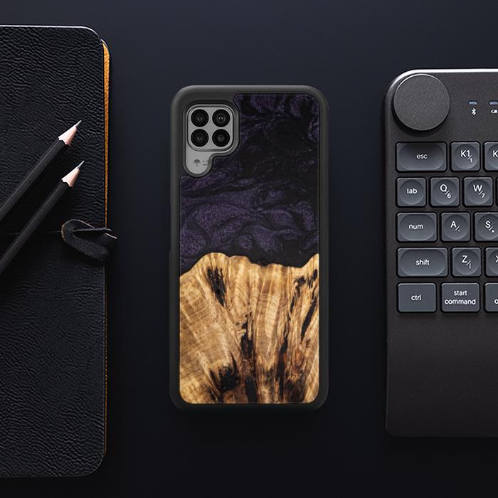 Huawei P40 lite Handyhülle aus Harz und Holz - SYNERGY#C31