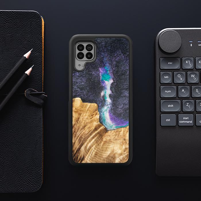 Huawei P40 lite Handyhülle aus Harz und Holz - SYNERGY#C7