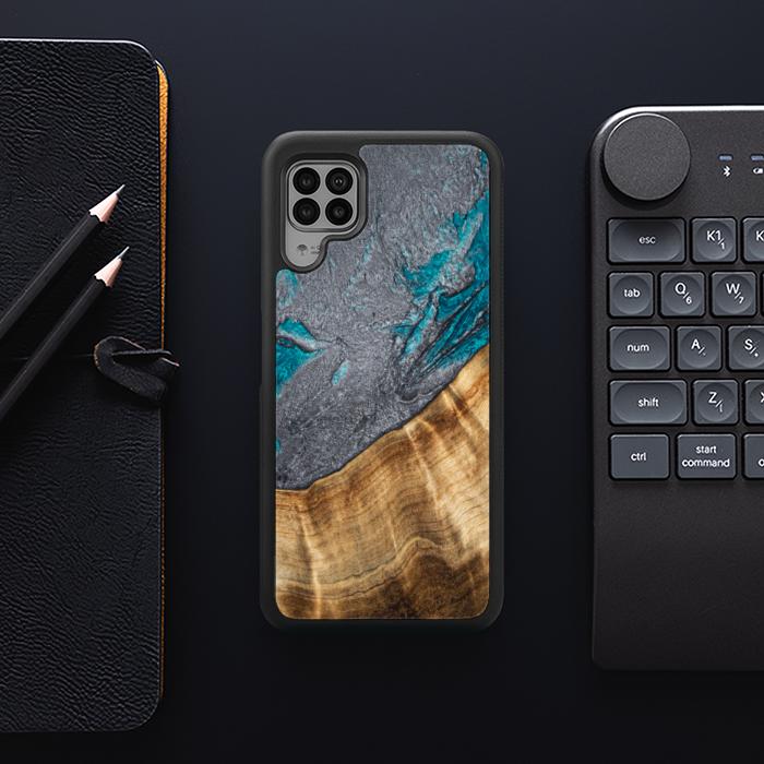 Huawei P40 lite Handyhülle aus Harz und Holz - Synergy#C45