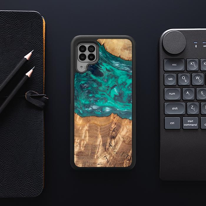 Huawei P40 lite Handyhülle aus Harz und Holz - Synergy#D109