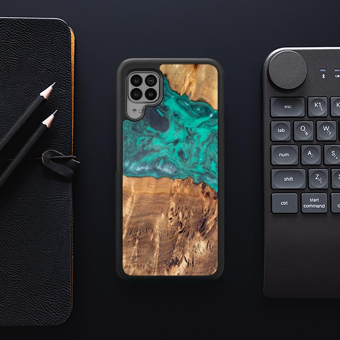 Huawei P40 lite Handyhülle aus Harz und Holz - Synergy#D111