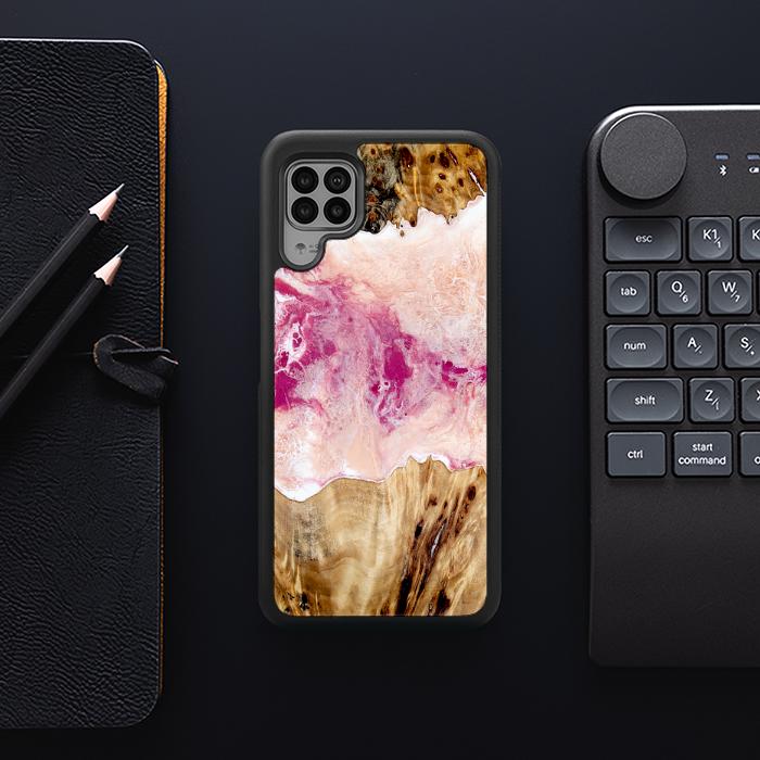 Huawei P40 lite Handyhülle aus Harz und Holz - Synergy#D119