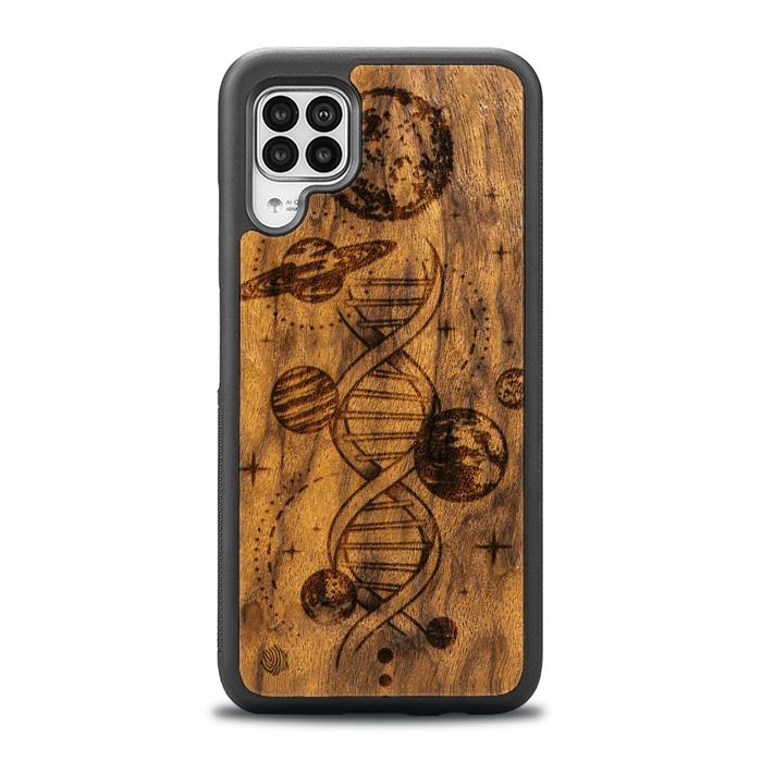 Huawei P40 lite Handyhülle aus Holz - Space DNA (Imbuia)