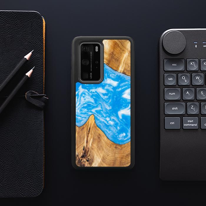 Huawei P40 Pro Handyhülle aus Harz und Holz - SYNERGY#A26